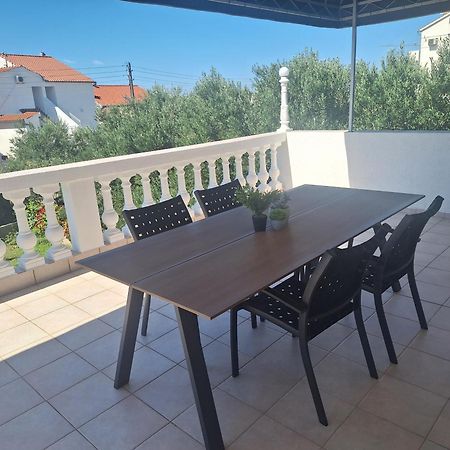 Apartments Milena Vodice Exterior photo