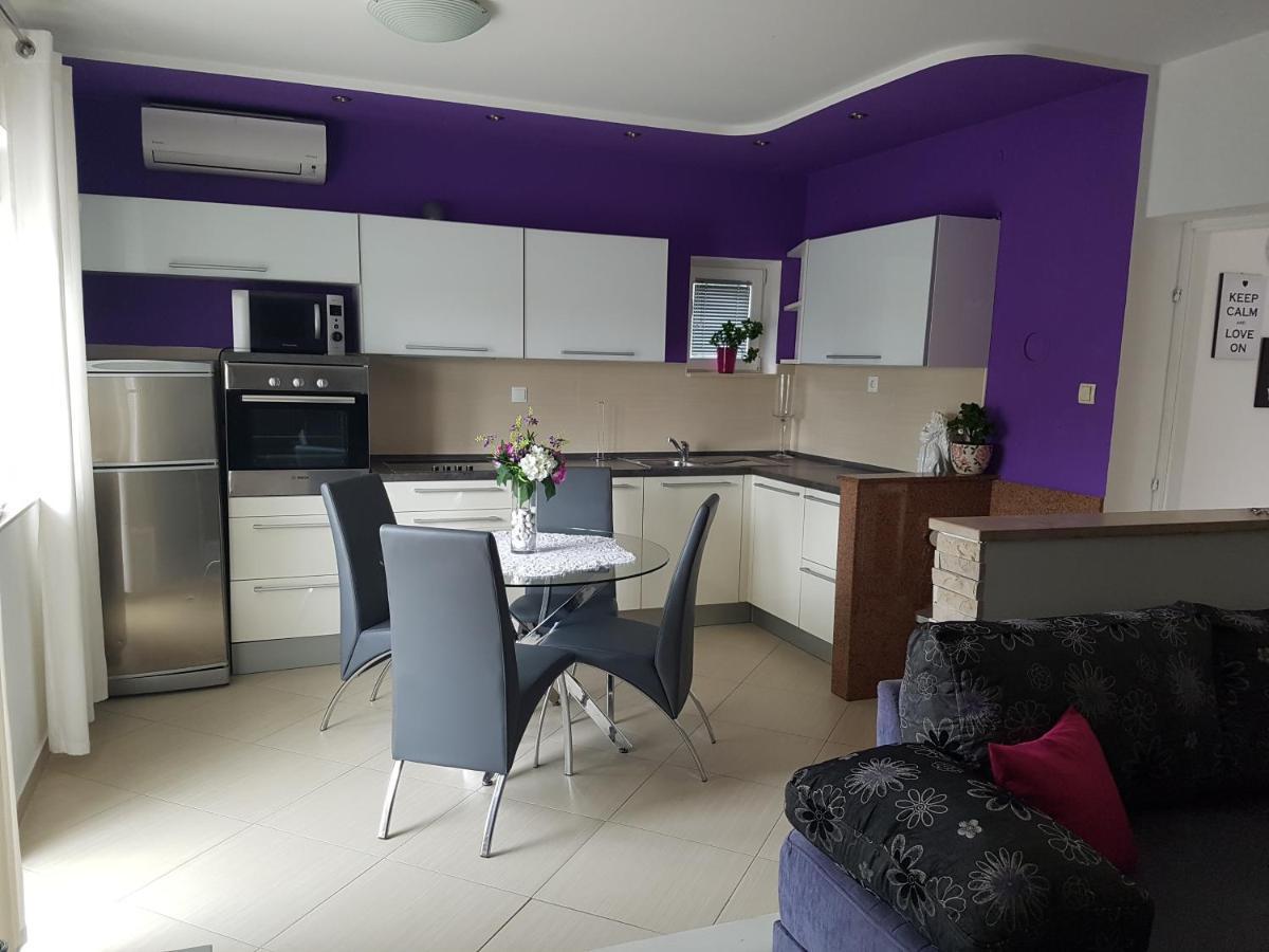 Apartments Milena Vodice Exterior photo